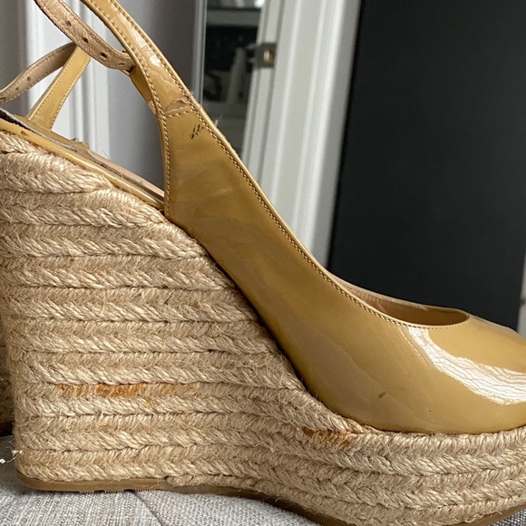 JIMMY CHOO Patent Leather Wedge Sandal with Strap - Picture 4 of 7